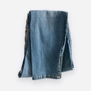 EUC Cabi Jeans size 8 with Zip Ankles